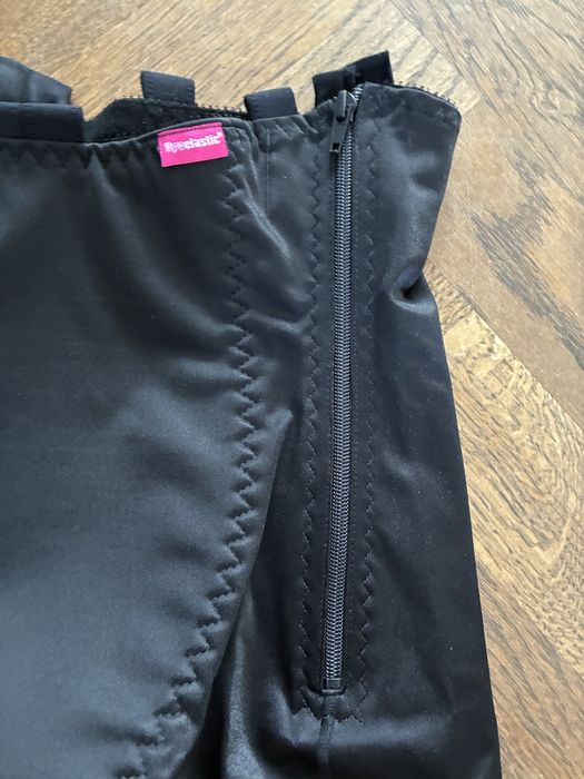 Lipoelastic  uciskowe body nowe, z opakowaniem. Liposukcja, plastyka.