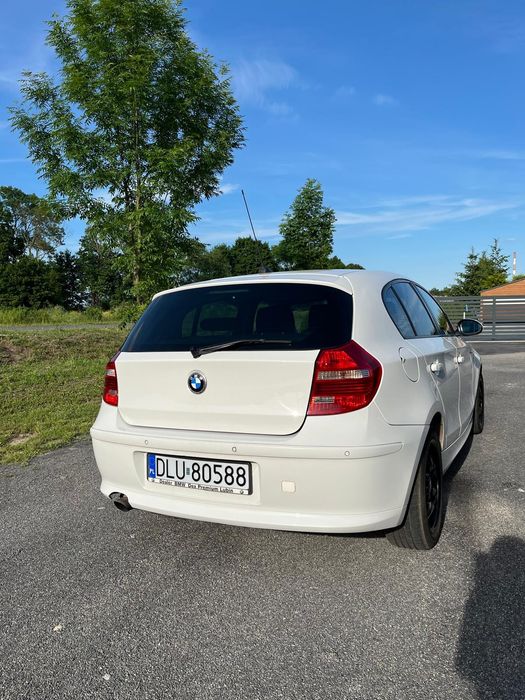 Białe BMW 1 E87 116i Benzyna 2008r