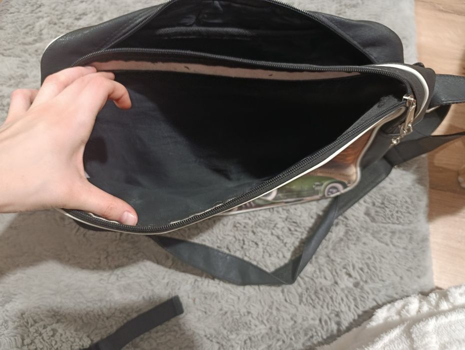 Torba na ramię czarna z kotkiem