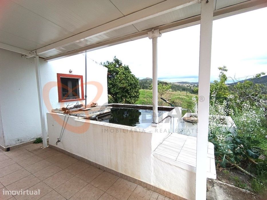 Moradia V3 com barragem para venda em Alte