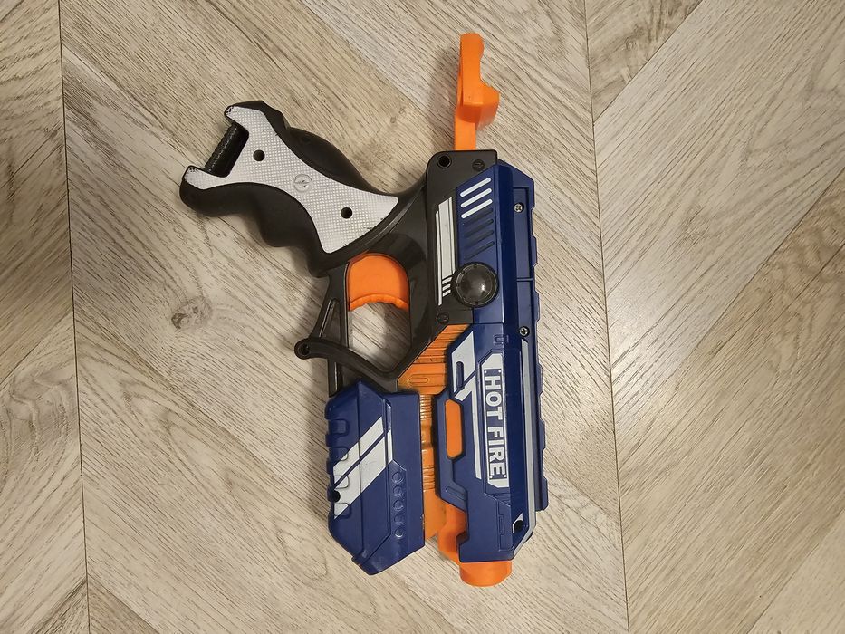 Pistolet Hot Fire na strzałki piankowe