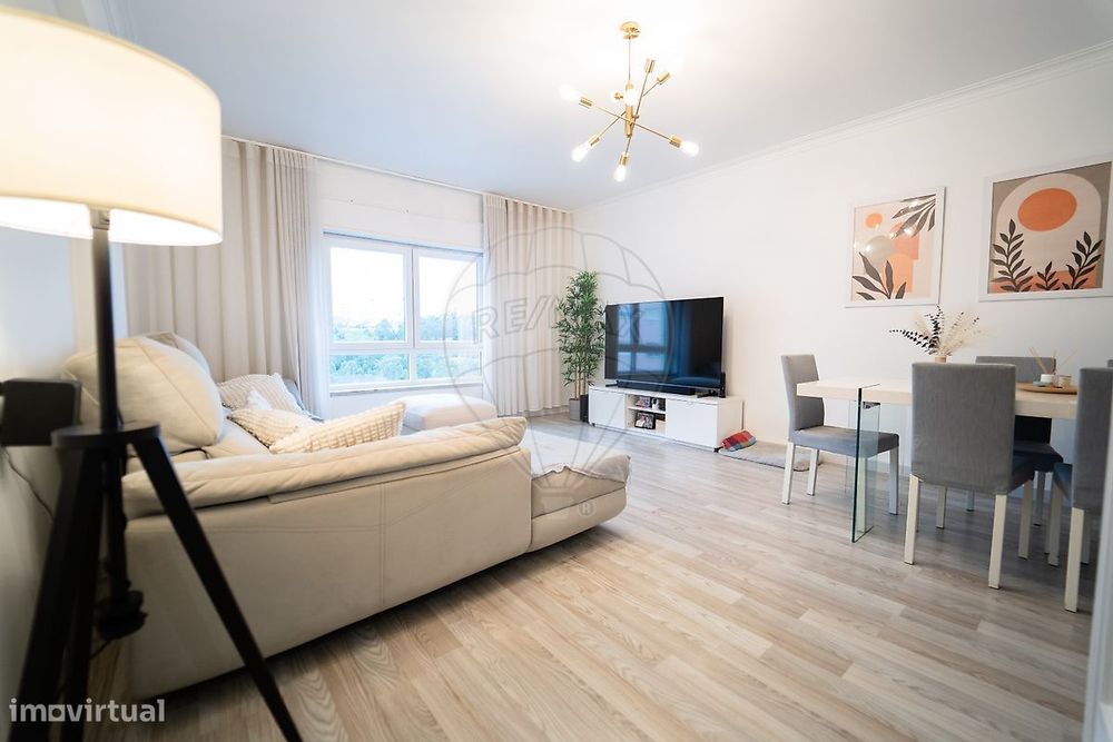 Apartamento T2 para venda — Cacém E São Marcos, Lisboa