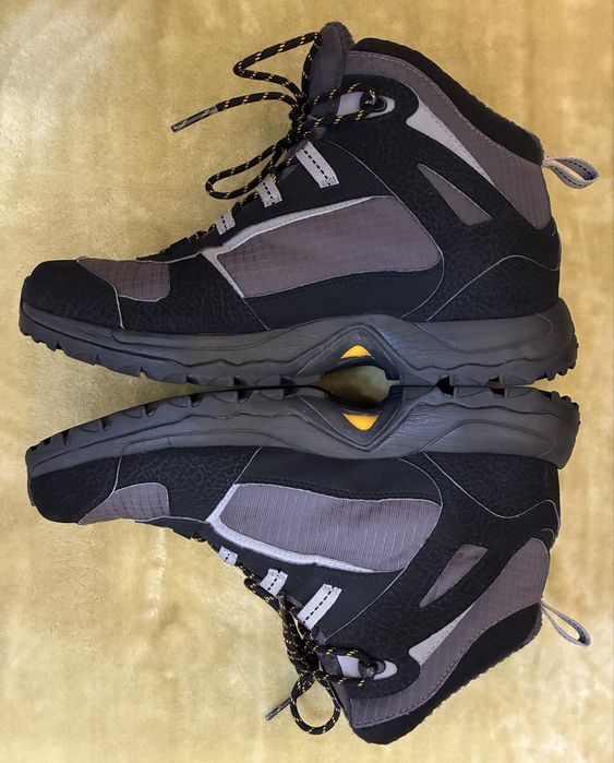 SALOMON оригінал!  (Розмір-44). Стан нових! Обмін!