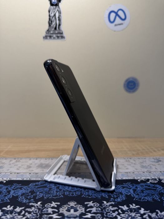 Samsung Galaxy S22 5G 8/128Gb Black