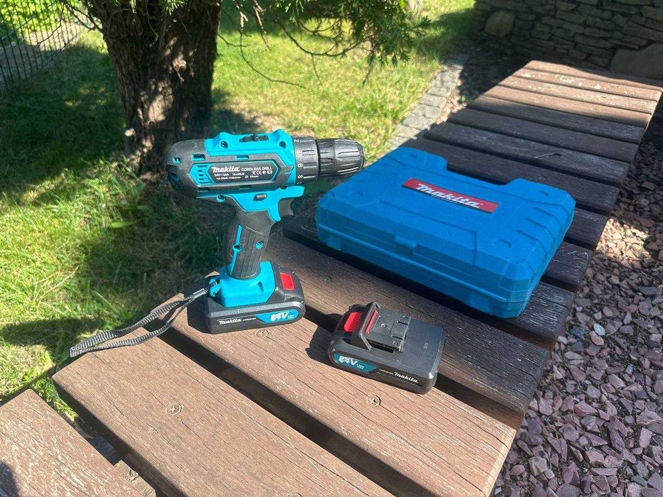 Аккумуляторный шуруповерт Makita 550 24В с DFR патроном в кейсе Макита