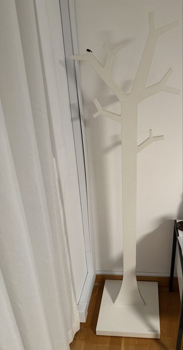 Cabide de pé Antarte