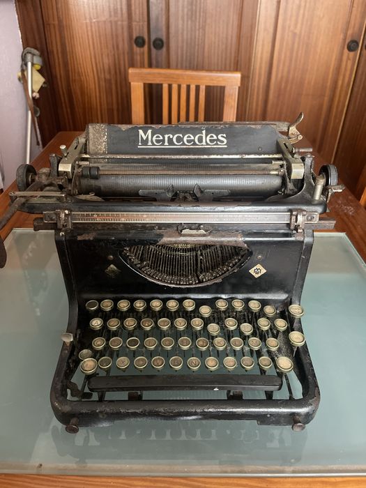 Maquina de escrever Mercedes