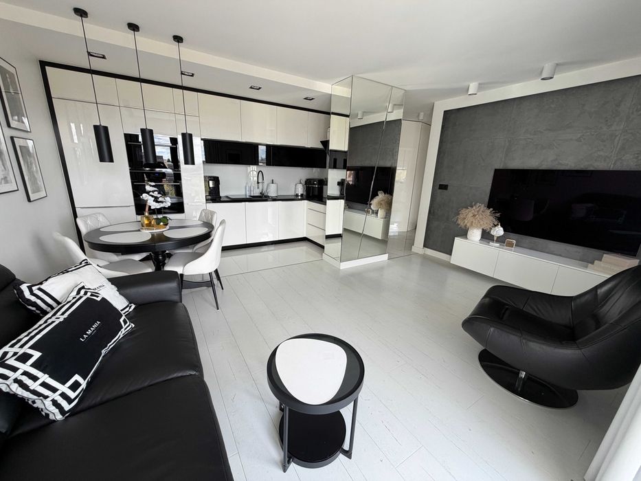 Sun Garden | 44 m² | 2 miejsca garażowe | loggia | klimatyzacja | garderoba | ogród na dachu