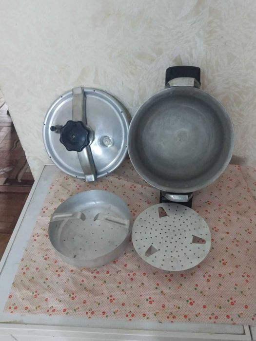 кастрюля - скороварка 4,5 літра