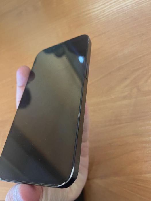 Iphone 16e kondycja 94%