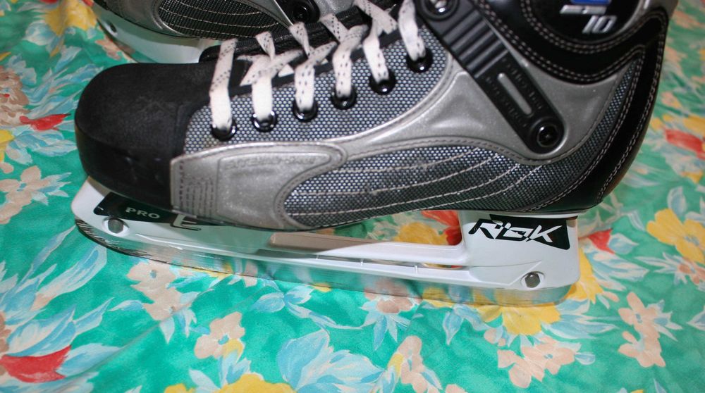 Хокейні ковзани CCM Externo E10 Ice Hockey Skates