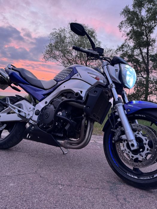 Suzuki gsr 600 2006 на Yoshimura