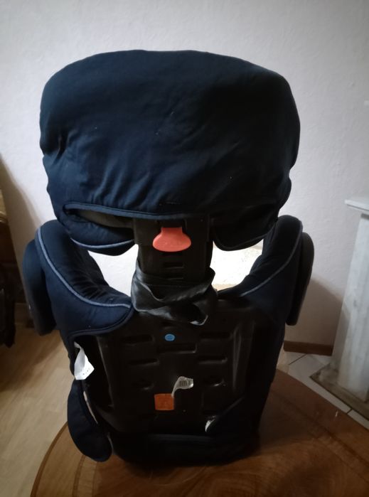 Дитяче автокрісло б/у.