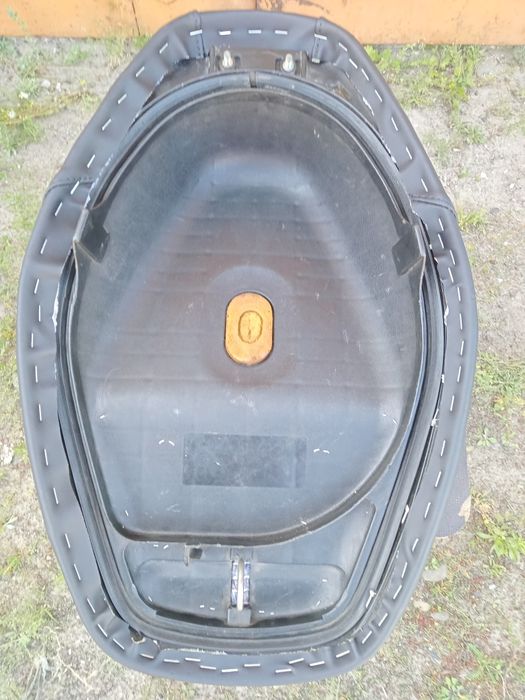 Продам сідушку Хонда 34-35.