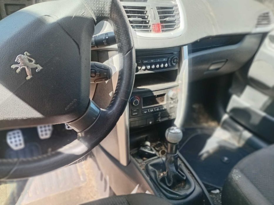 Carro com avaria
