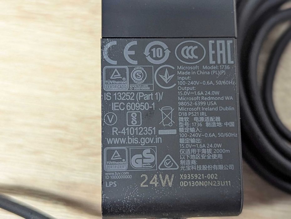 Блок живлення Microsoft surface 1736 24W 1.6A