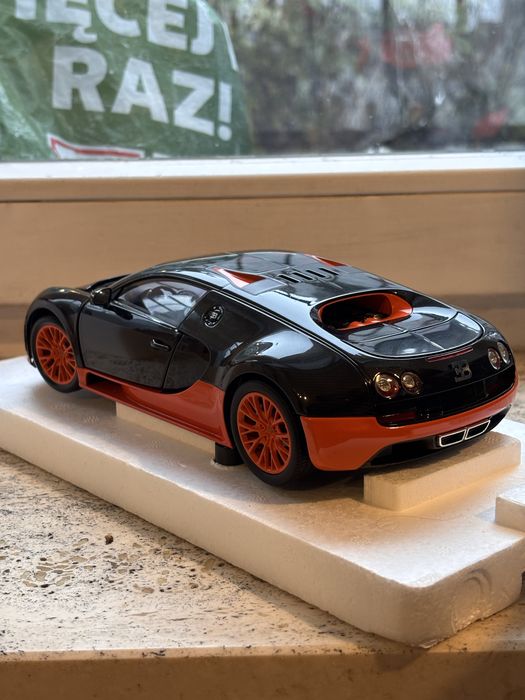 Bugatti Veyron Super Sport 1:18 Minichamps Top Gear Autoart Hotwheels
