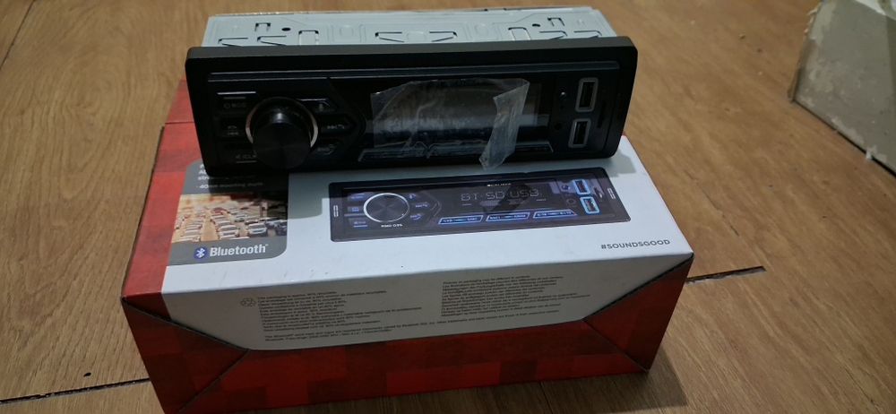 Vendo radio caliber com Bluetooth
