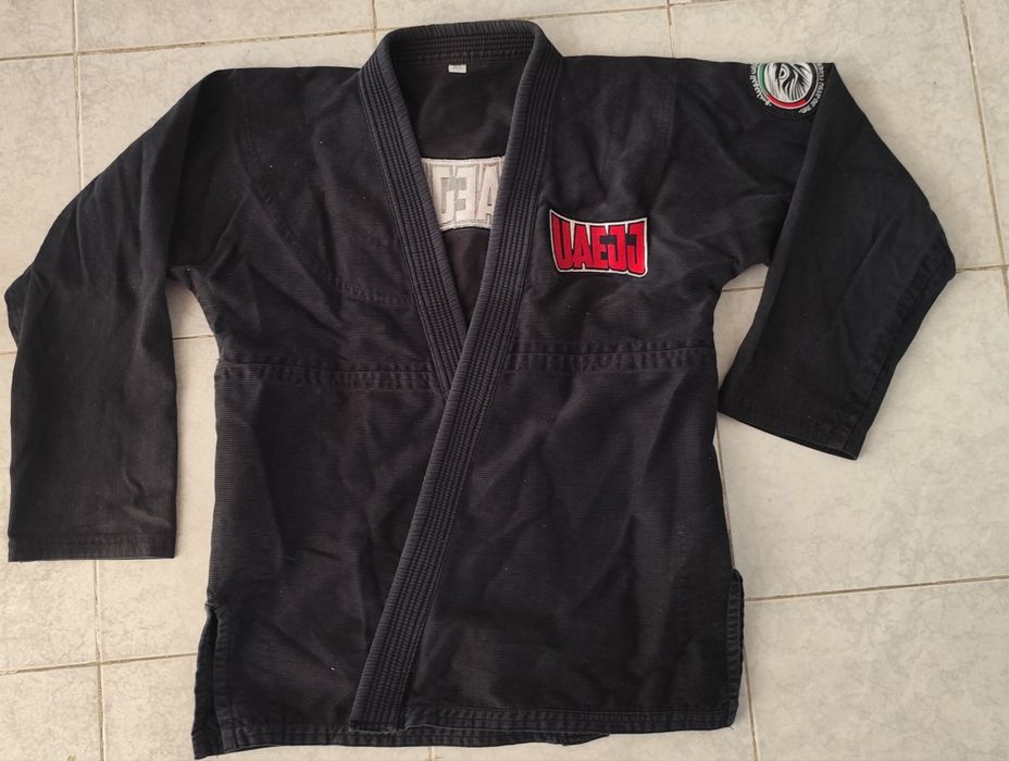 Kimonos Jiu Jitsu em perfeito estado (infantil, A2, A3)