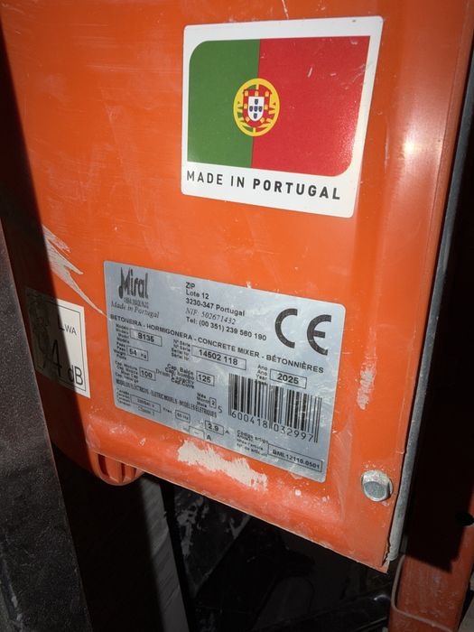 Betoneira eletrica 125Lt