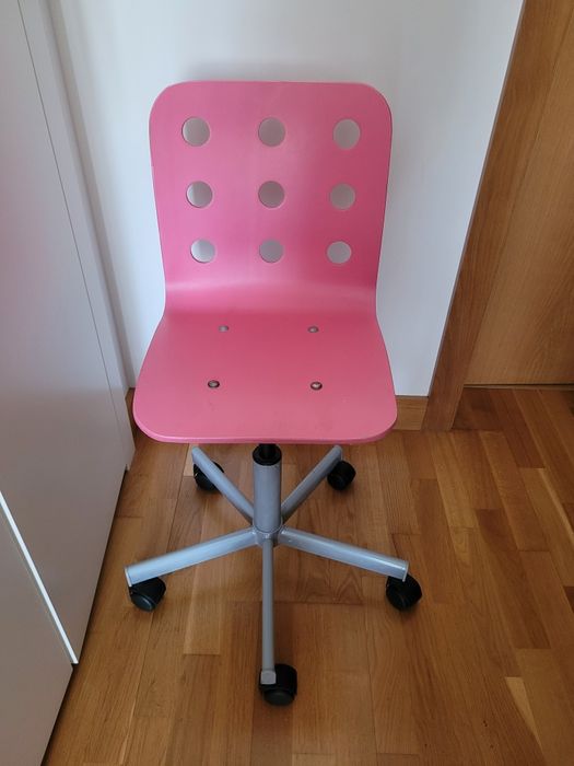 Cadeira infantil rosa de secretária ikea