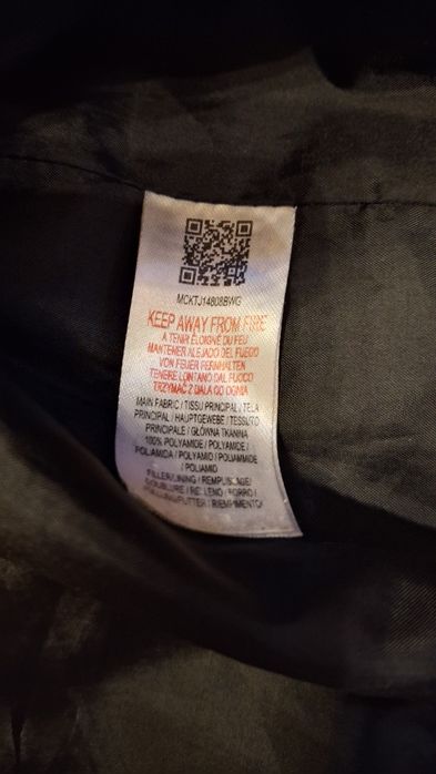 Продаю  куртку  дитячу