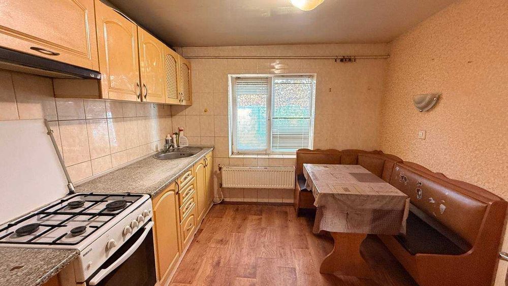Продаж 3/4 житлового будинку по вул. С.Петлюри (Василини)  район Казбет в м. Черкаси.