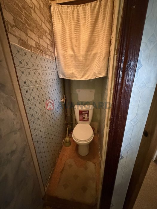 Продам 2-х кімнатну квартиру.