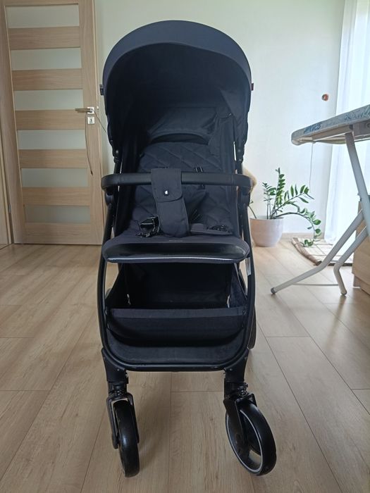 Wózek spacerowy carrello bravo