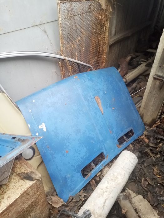 Продам капот ваз 2106