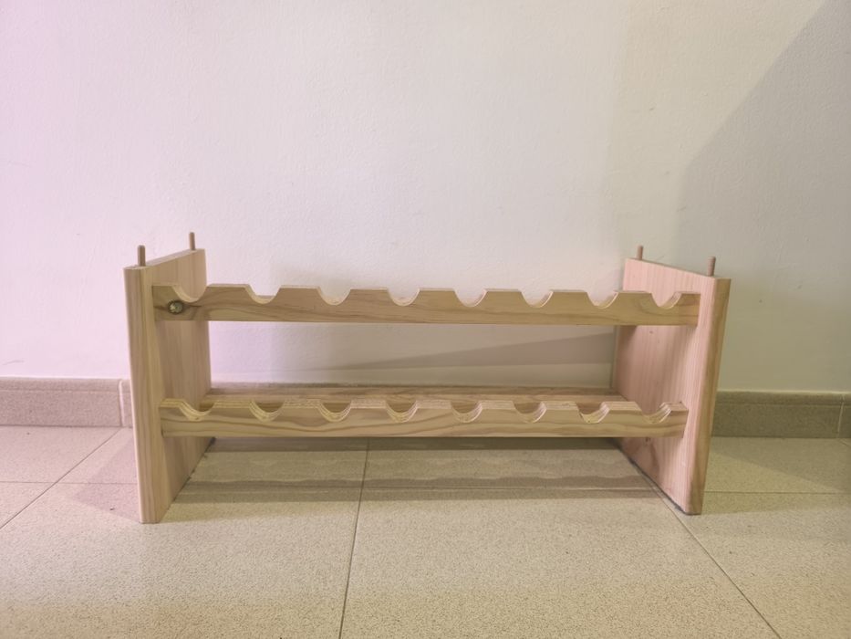 Garrafeira 16 garrafas