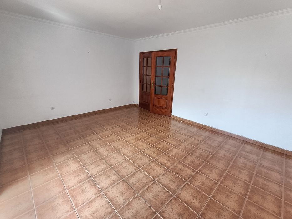 Apartamento T3 -1 andar