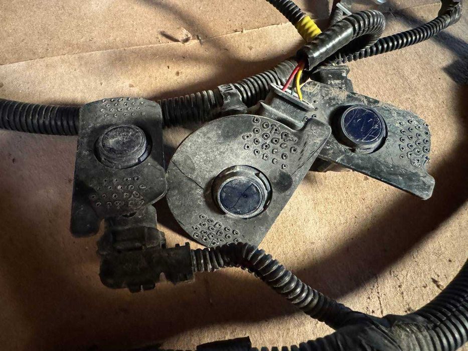 Датчики парктроніки Tesla Model 3