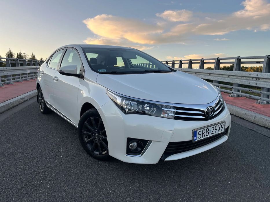 Toyota Corolla Corolla 1.6 Benzyna 2015r POLSKI SALON *Led *Navi *Climatronic *Kamera