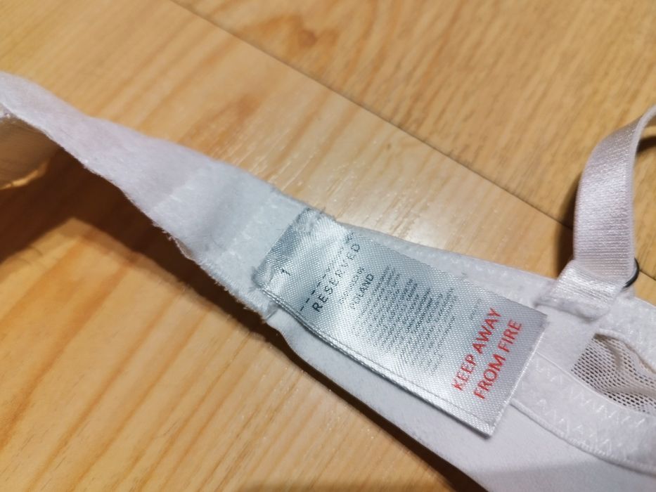 Biustonosz push'up Reserved