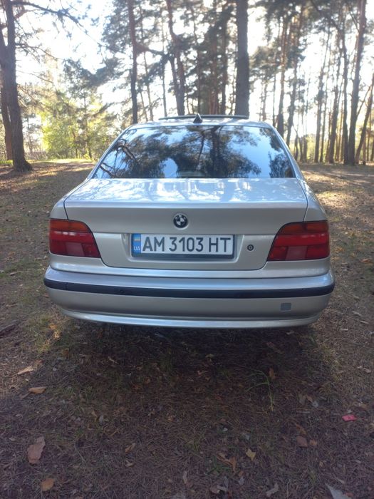 Продам BMW 520 i