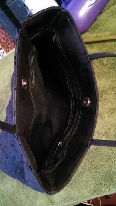 Женская Чёрная сумочка с узором