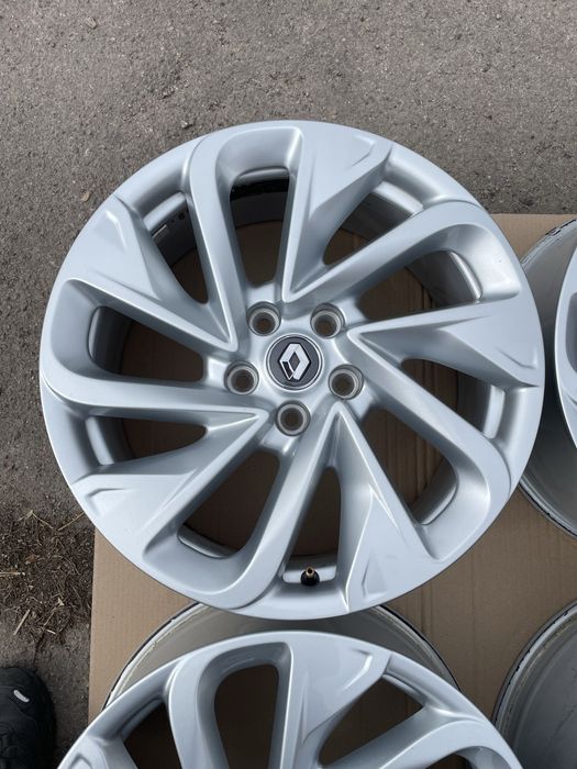 Диски 5/114.3/ R18/ DIA 66.1/ ET 39/ Renault Talisman / Renault Espace