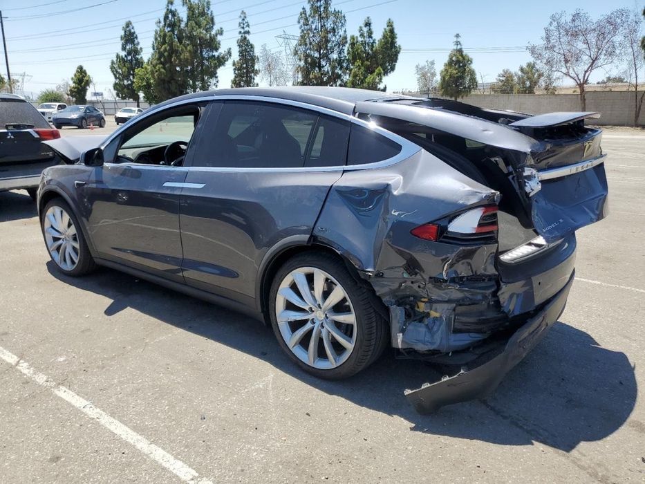 Тесла Х , кроссовер, батарея 90D