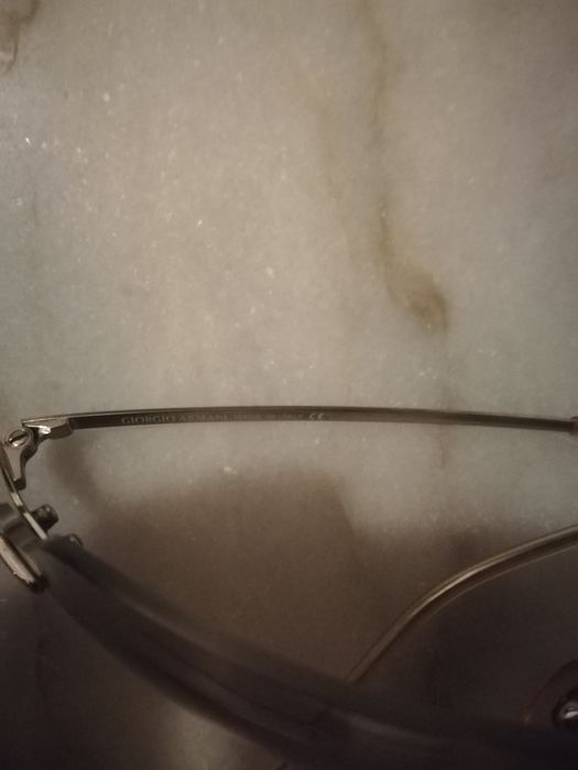 Lote de óculos - Gucci e Armani