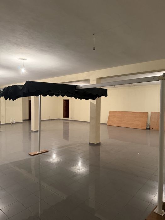 Guarda-sol cantilever