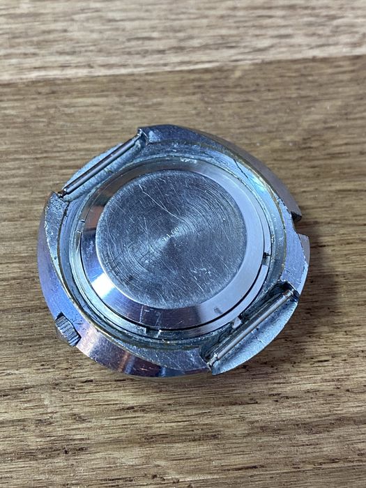 Zegarek poljot ufo automat 23 kamieni