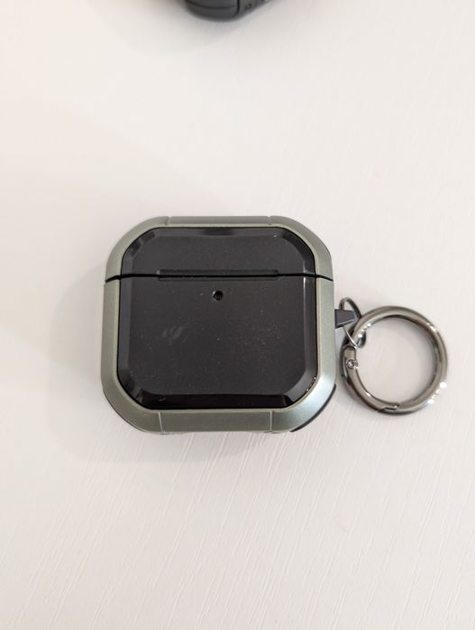 Противоударный чехол airpods 4