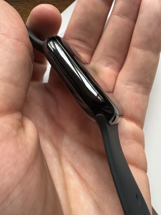 Apple Watch Series 11 42mm Jet Black