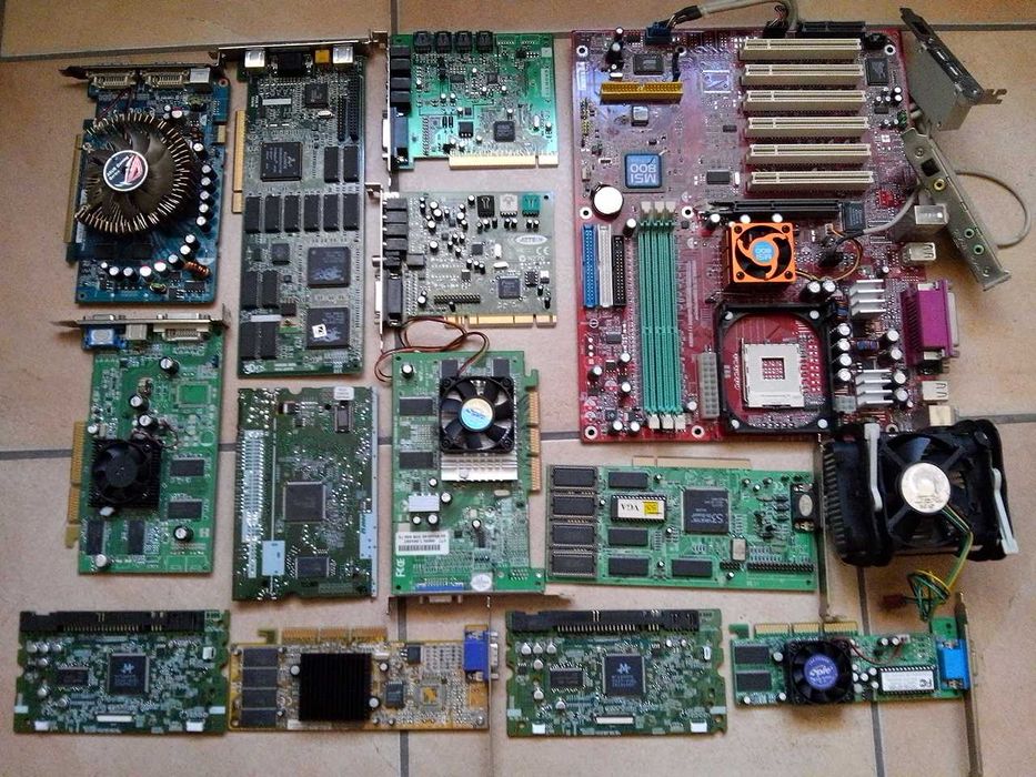 Pozostała elektronika [ złom komputerowy ]