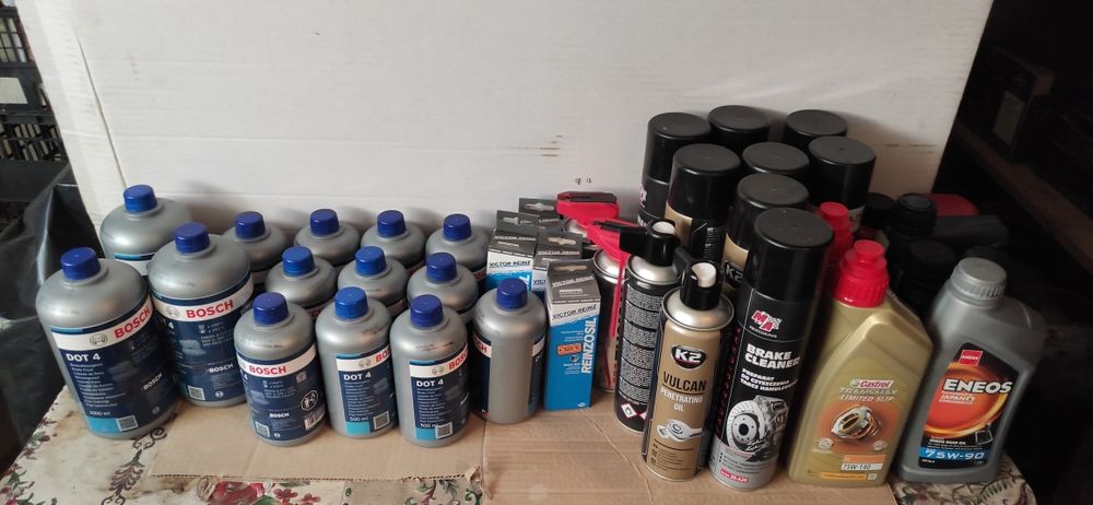 Продам масло и жидкости для автомобиля