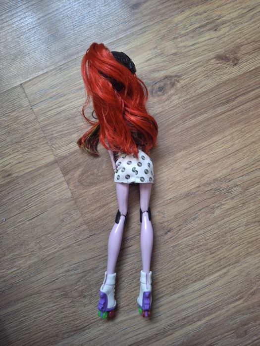 Лялька Монстер Хай/Monster High Оперетта на роликах