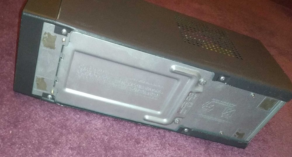 Бесперебойник APC smart UPS SC 620VA