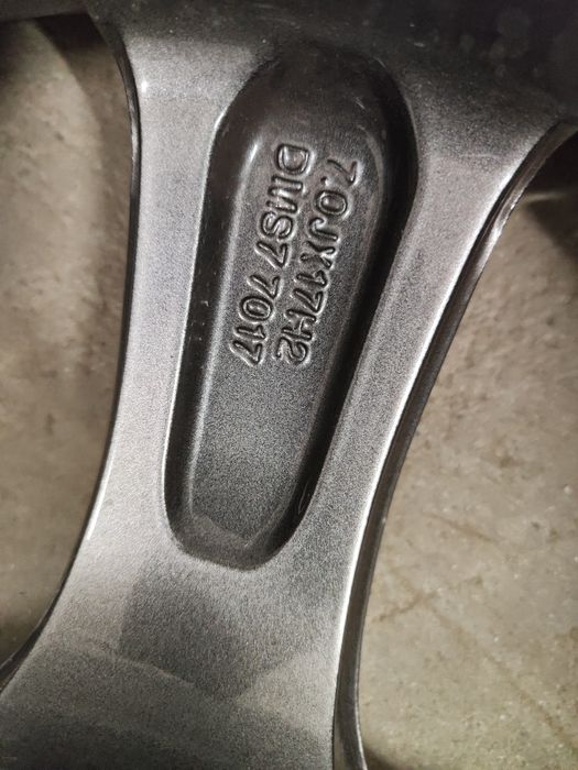 Alufelgi 17" z oponami