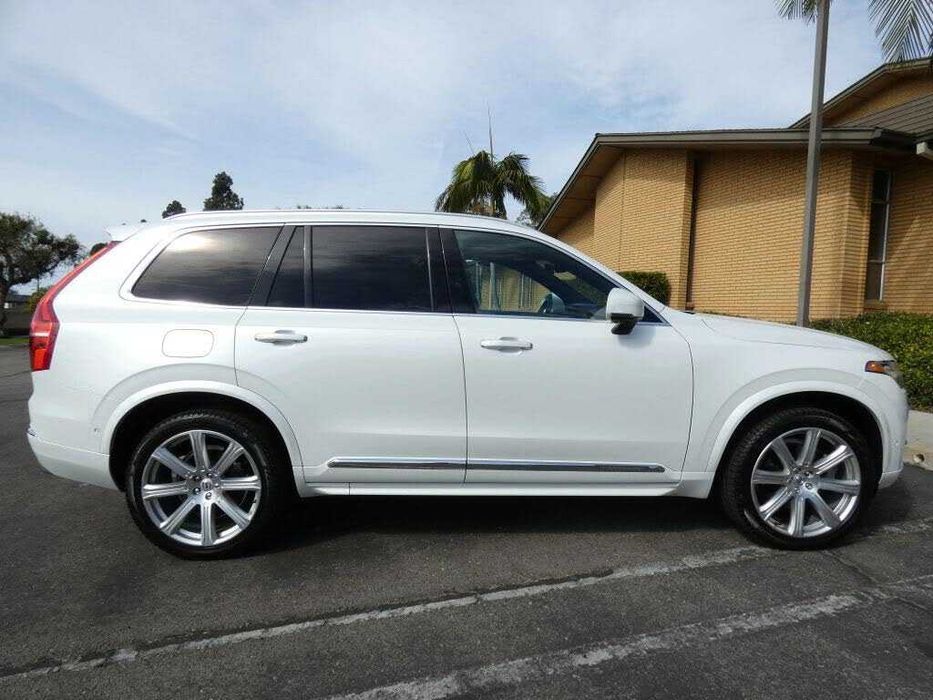 Volvo XC90 2017 inscription